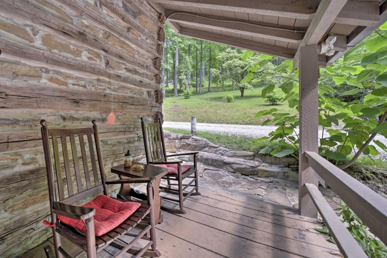 Historic Cabin Grill And Hiking Trail Access! Bryson City Exterior foto
