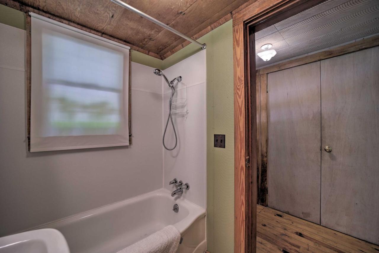 Historic Cabin Grill And Hiking Trail Access! Bryson City Exterior foto